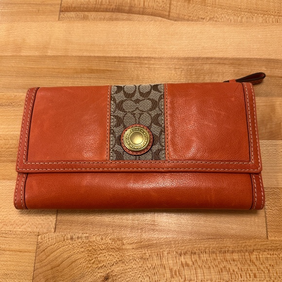 NEW old stock Coach ERGO trifold women's wallet w/removable check book insert - Picture 1 of 13